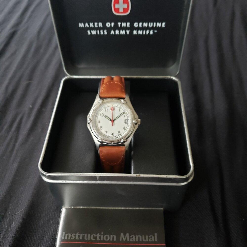 SWISS ARMY WENGER FIELD WATCH